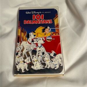 Walt Disney's Classic 101 Dalmatians VHS